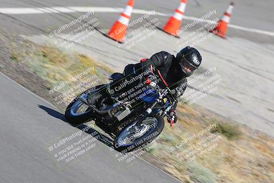media/Nov-12-2023-Classic Track Days (Sun) [[11f17acb81]]/Group 3/session 2 turn 9/
